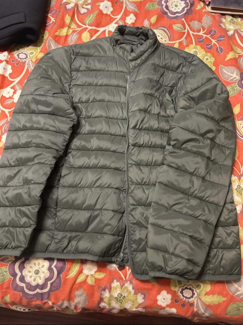 Old Navy Men's Quilted Packable Puffer Jacket - Olive